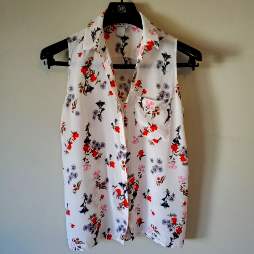 Club Monaco 100% Silk Sleeveless Blouse
